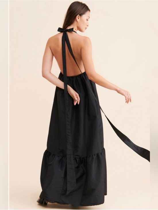 Free People Dresses & Skirts - FREE PEOPLE Isabel Maxi Dress Black Sz S volume Ruffle Taffeta Open Bow Back